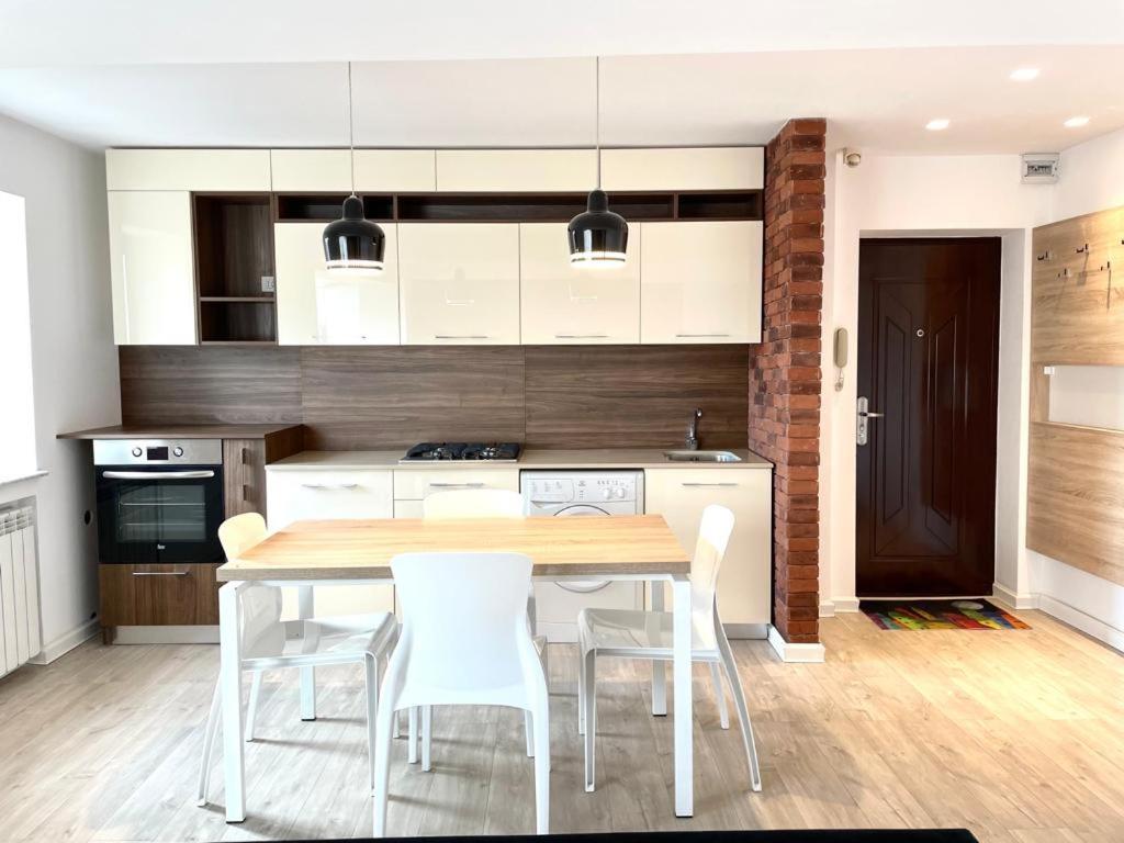 Apartament Via Tulcea Appartamento Esterno foto